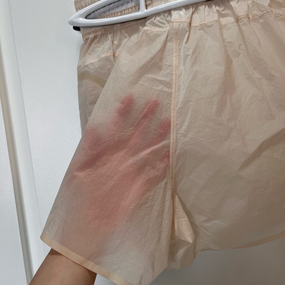 NEW TAGS Lululemon shirt size 0 - Picture 9 of 9